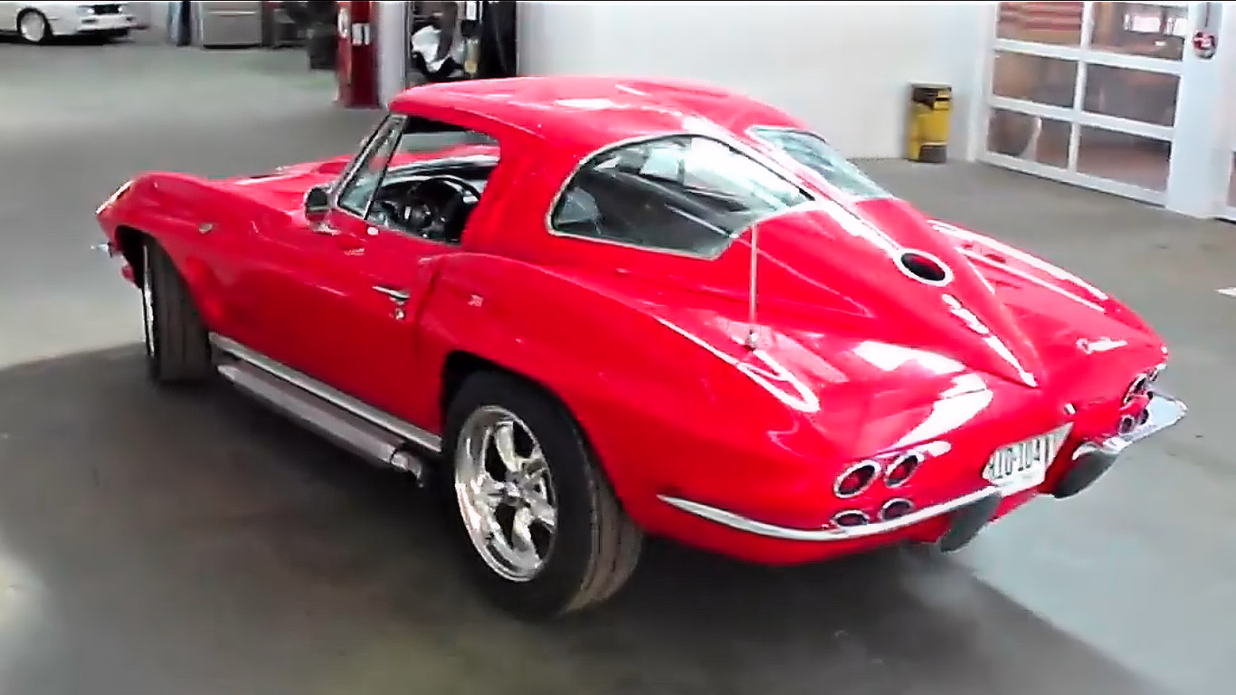 Click to Enlarge-Esc to Close Corvette Generations/C2/C2 1963 Split Window Red.jpg